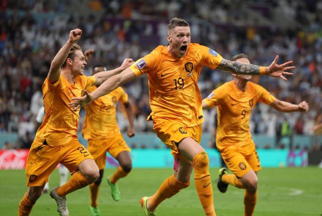 kaiyun-【人物】双响+绝平 草根中锋绝境爆发难改荷兰宿命