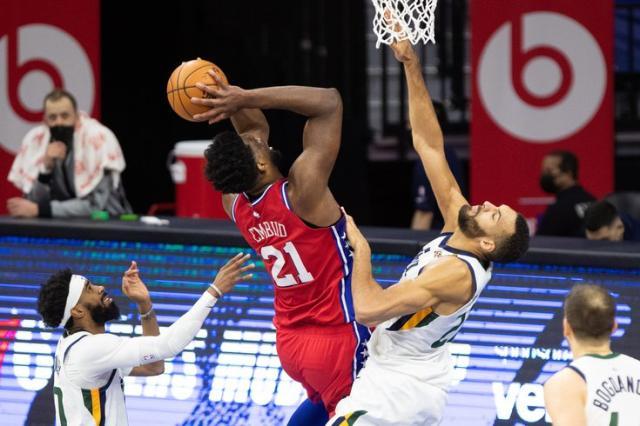 开云体育入口-打爆戈贝尔诠释统治力 恩比德或复刻大鲨鱼神迹